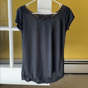 Aeropostale gray T-shirt with lace back